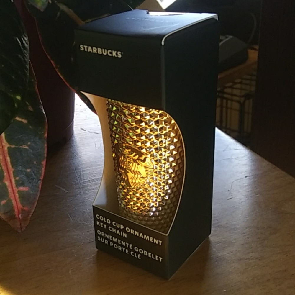 🎅STARBUCKS ORNAMENT KEYCHAIN🎄